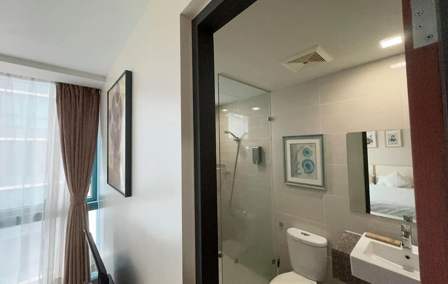 One Uptown Residence Taguig 0*,